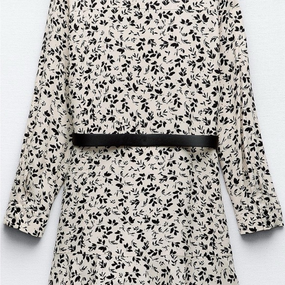 Floral print mini dress - Picture 3 of 4